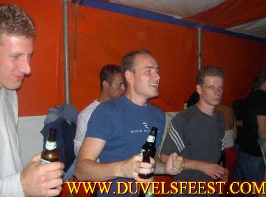 Klik op de foto om originele grootte te bekijken