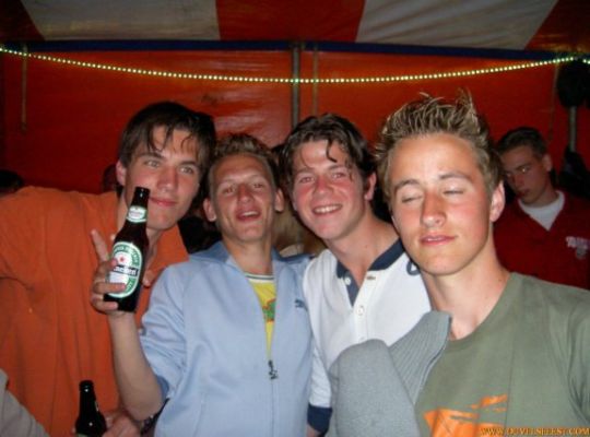 Klik op de foto om originele grootte te bekijken