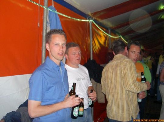 Klik op de foto om originele grootte te bekijken