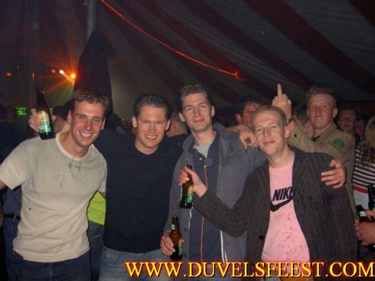 Klik op de foto om originele grootte te bekijken